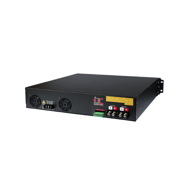 نمای سه کنج پشت منبع تغذیه بدون وقفه دو کیلو وات 2 K0-220SUPS
